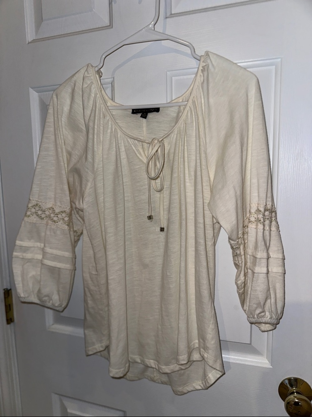 Adrienne Vittadini Cream Tie-Neck Peasant Blouse